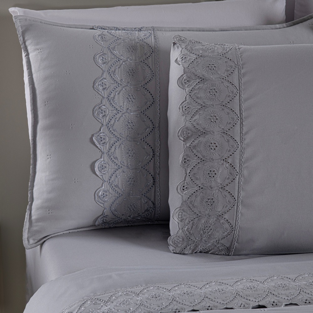Kit Cama Posta Queen Serena 10 Peças Percal 300 Fios Bordado Inglês Cinza/Azul
