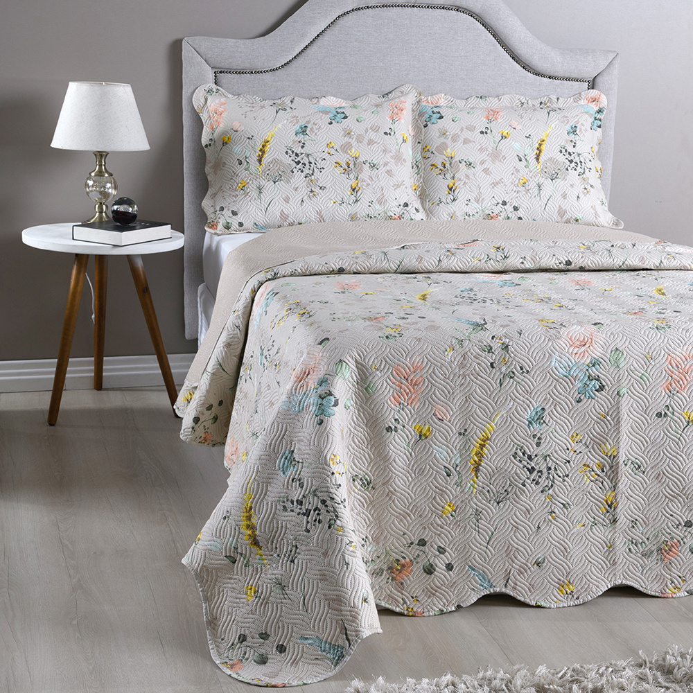 Kit Colcha Cobre Leito Casal 3 Peças 150 Fios Matelado Boutis Estampada Dupla Face Cartagena Areia